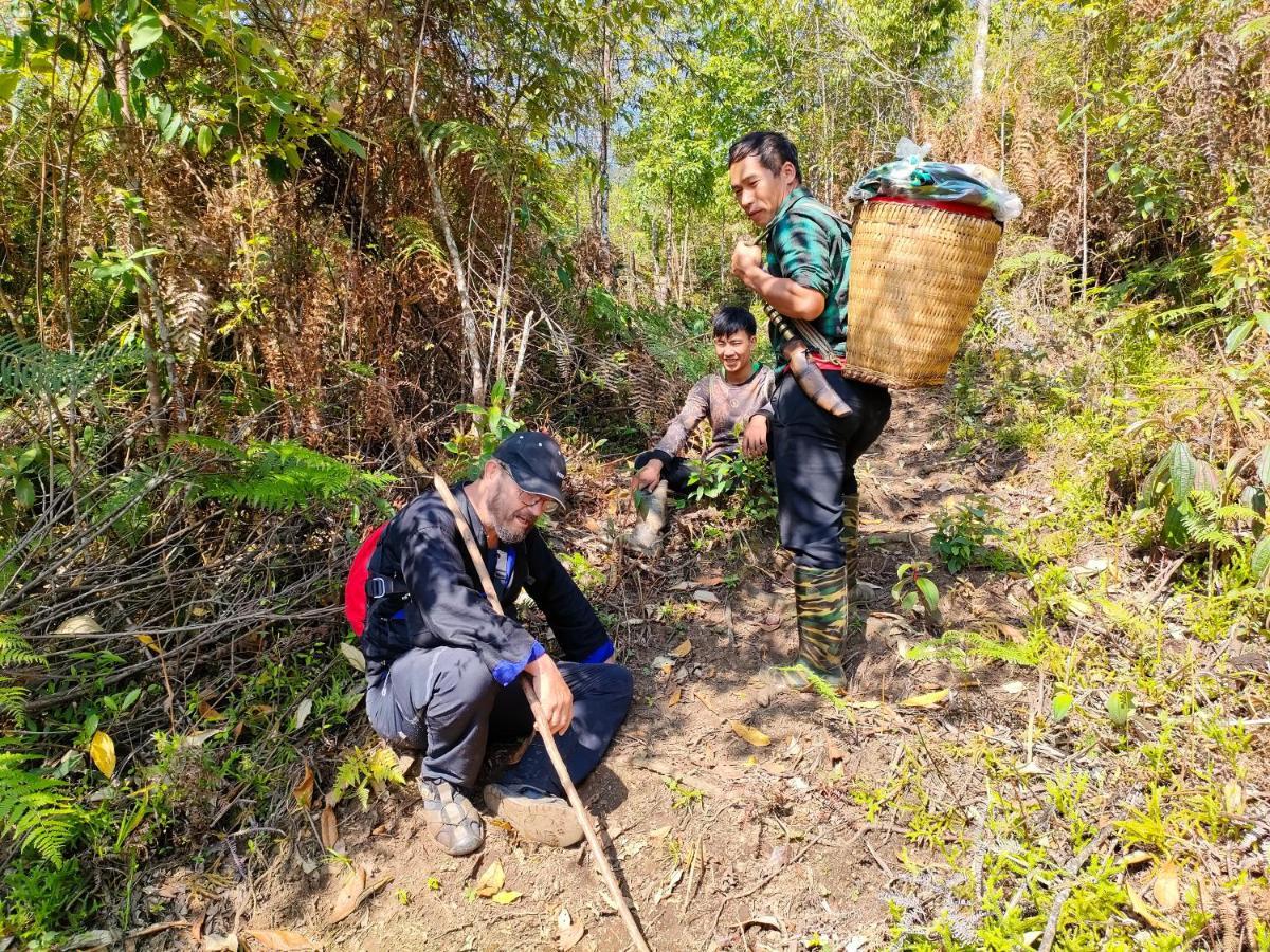 Indigenous Homestay- Trek- Food- Bus Mu Cang Chai Exterior photo