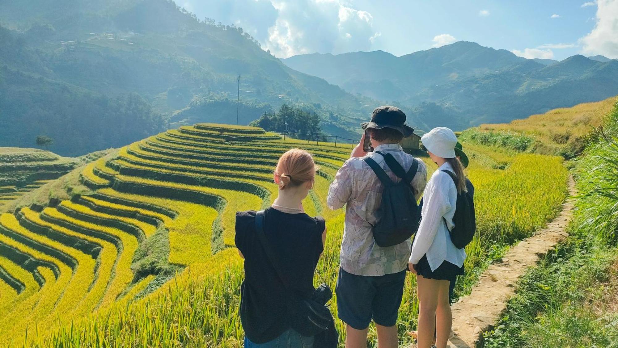 Indigenous Homestay- Trek- Food- Bus Mu Cang Chai Exterior photo